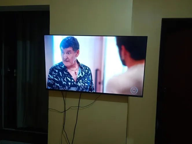 Vende se tv semp 43 