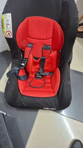 Carrinho de bebê e bb conforto 