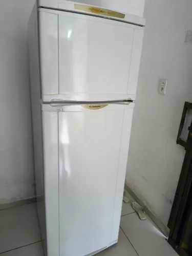 Geladeira Continental Há Venda