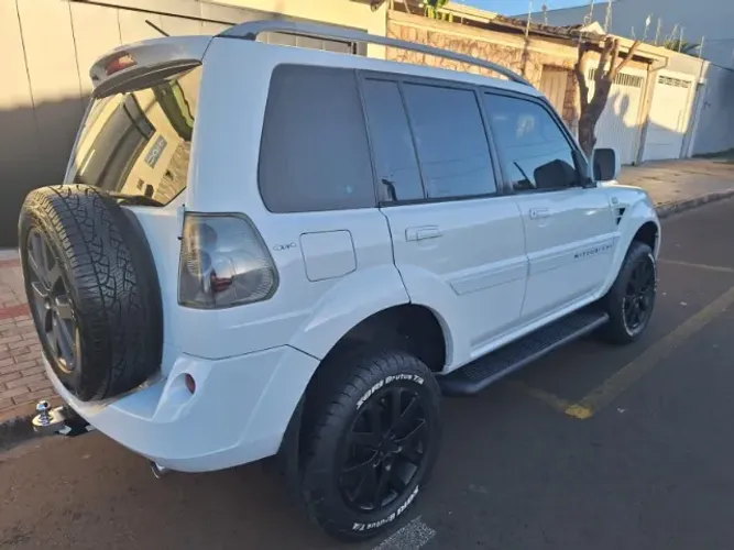 Mitsubishi Pajero TR4 2.0/ 2.0 Flex 16V 4X4 Aut. 2011