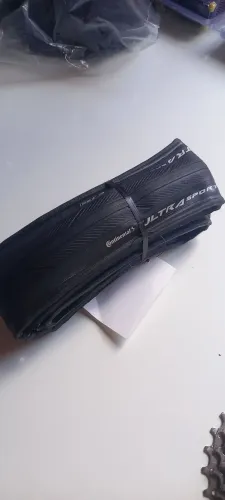 Pneu continental Ultra Sport III 700x25 NOVO