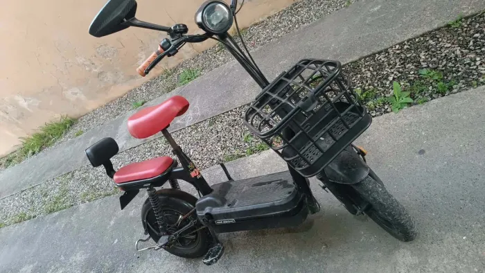 Scooter elétrica