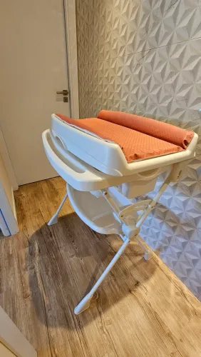 Banheira Burigotto Splash com Suporte - Excelente Estado