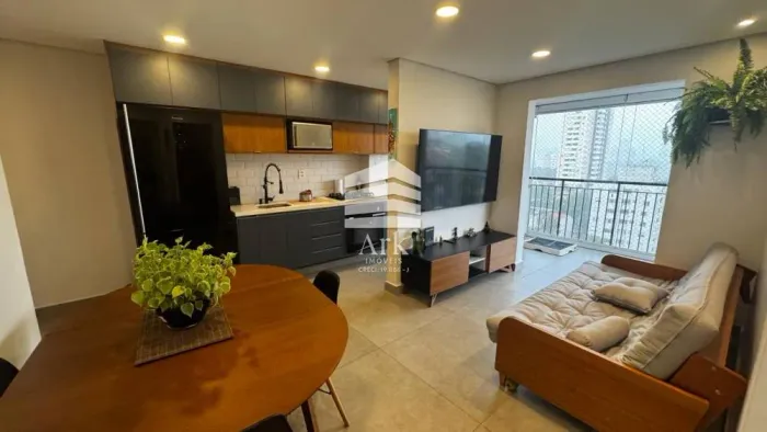 Apartamento a venda perto do metrô com 47 metros - Totalmente reformado