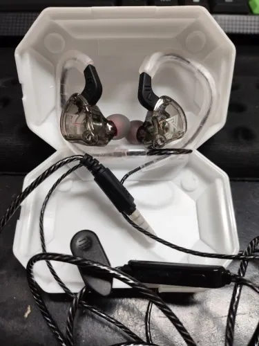 Fone de ouvido QKZ Original c/ fio cancelamento de ruído.