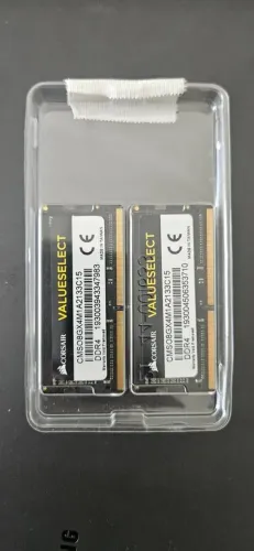 Par de Memória RAM Corsair ValueSelect 8GB DDR4 2133MHz Notebook