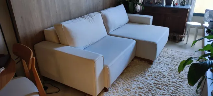 Sofá de Sarja Off White - Estado de novo 