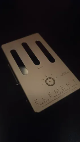 Darkglass pedal element