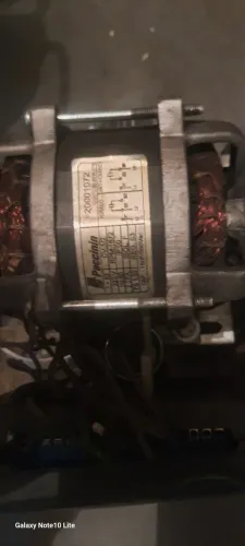 Vendo 2 motores de portão eletrônico