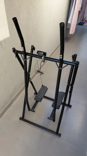 Simulador de Caminhada Dobrável com monitor