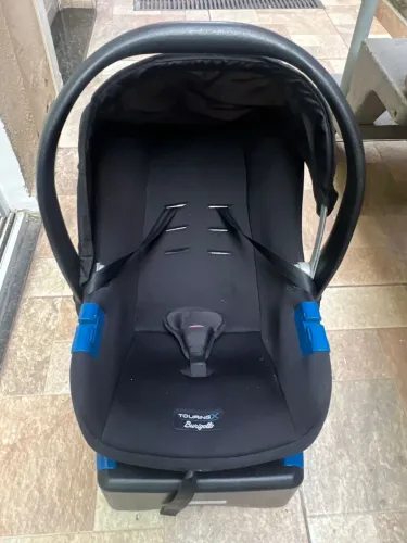 Bebe conforto com base touring burigoto