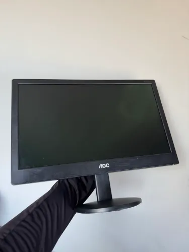Monitor AOC 15?