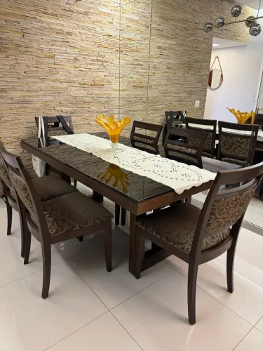 Vende-se Mesa de Jantar e Buffet - R$ 2.200,00