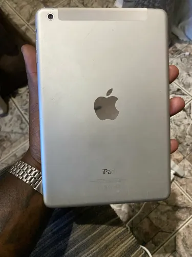 iPad mini Apple