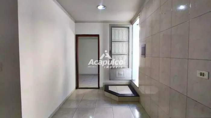 Casa com 03 dormitórios para alugar no Cidade Jardim I em Americana/SP.