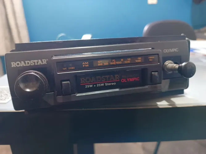 Rádio toca fitas automotivo