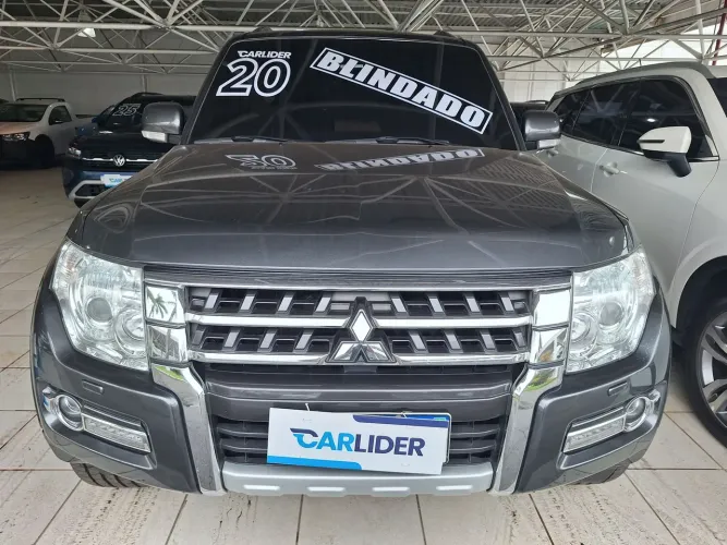 Mitsubishi Pajero HPE Full 3.2 4X4 T.i.dies. 5P AUT 2020