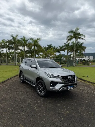 Toyota Hilux SW4 SRX 4X4 2.8 TDI 16V Dies. Aut. 2022