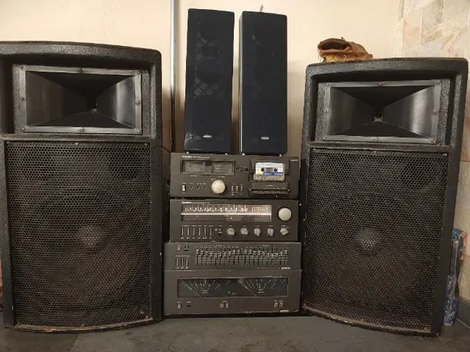 som gradiente com amplificador HA-II equalizador E-II radio s-126 cassete s-126 e caixas
