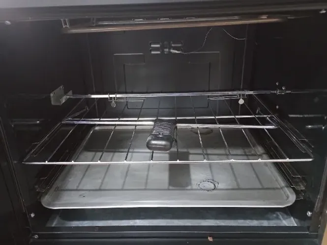 Forno elétrico usado em bom estado 