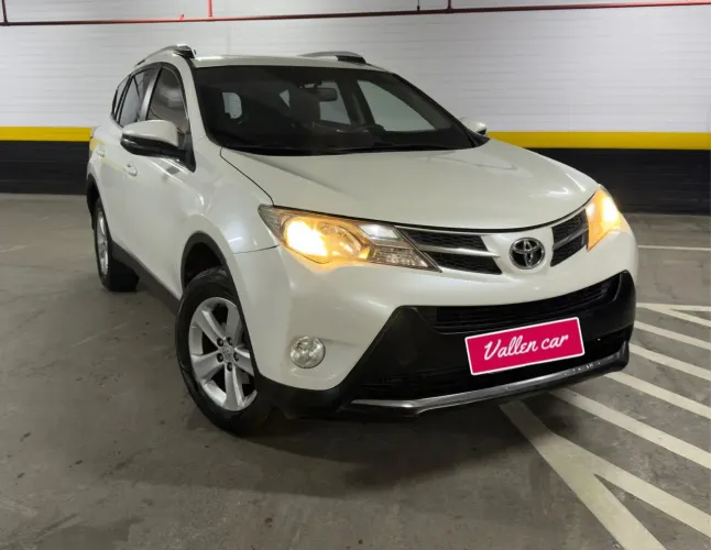 Toyota RAV4 2.0 4X4 16V Aut. 2013
