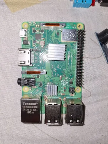 Kit Raspberry Pi 3 B+ | MicroSd 32gb | Sensores Temperatura e Umidade (DHT11) e Buzzer 5V