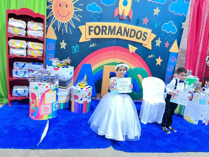 Vestido de formatura infantil