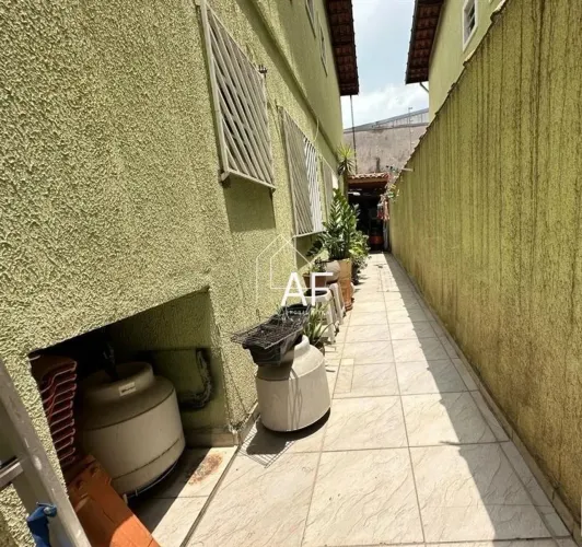 Casa (Sobrado) para Venda, 3 dorm(s), 3 suite(s), 2 vaga(s), 134 m²