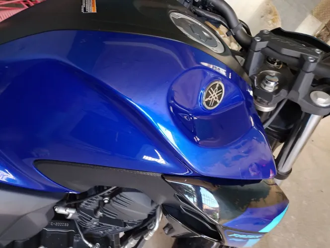 MOTO FZ25 250 CILINDRADA MOTO ZERADA BEM CONSERVADA MOTO IMPECÁVEL LINDA POTENTE