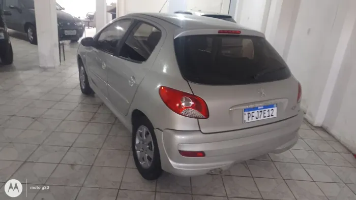 Peugeot 207 XR 1.4 Flex 8V 5P 2013
