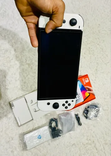 Nintendo Switch | Caixa | plásticos | impecável