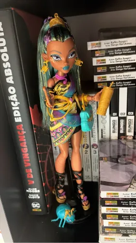 Monster high nefera g3 boneca completa