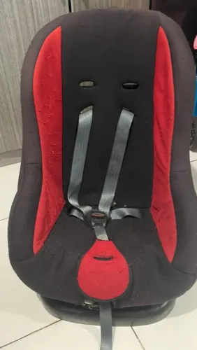 Cadeirinha de carro aceito trocar por algo do meu interesse 