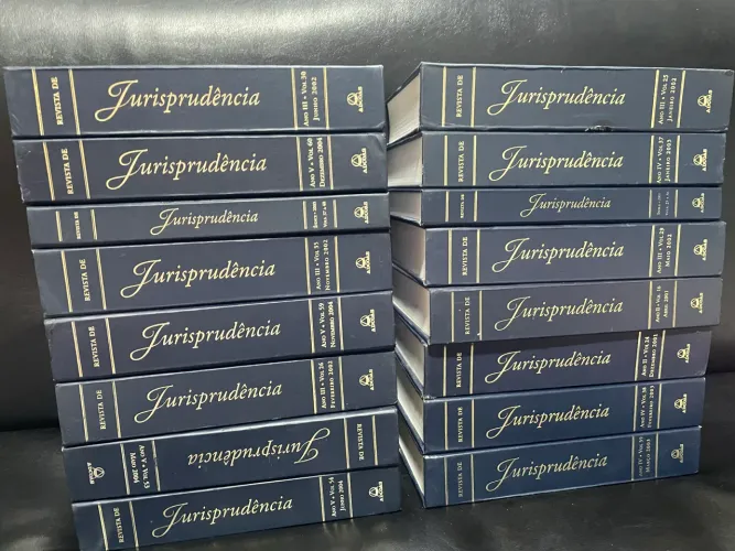 Livros decorativos Direito Jurisprudência
