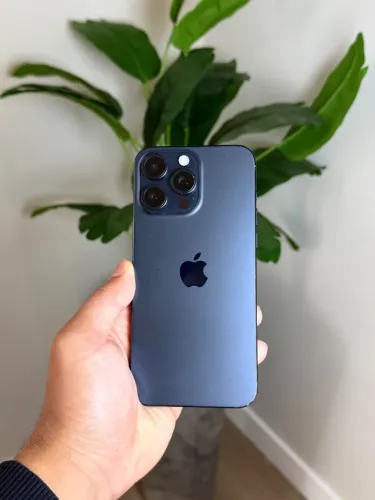 iPhone 15 Pro Max 256GB - Azul