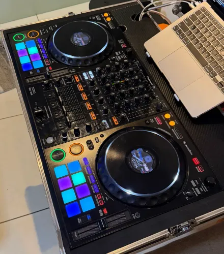 Controladora Pioneer DDJ 1000, muito nova!