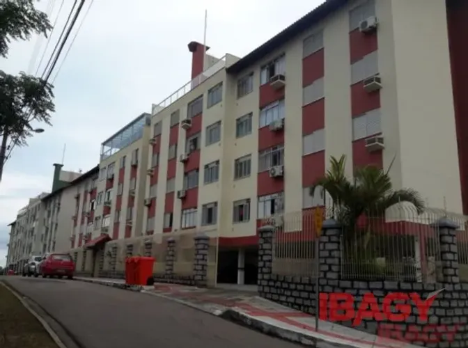 Excelente Apartamento 2 dormitório(s) em Estreito - Florianópolis