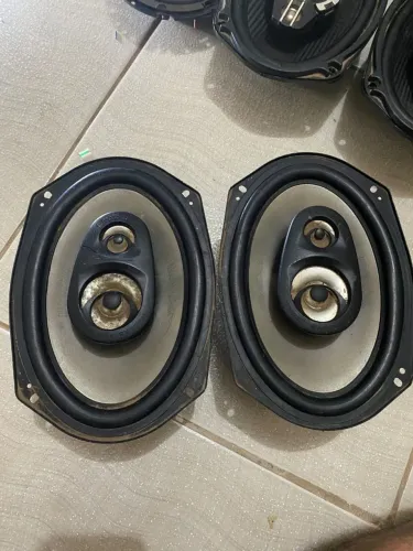 Vendo 6x9 Bravox ultimate 