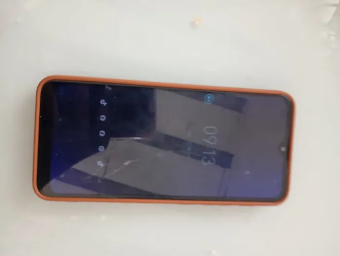 Vendo celular Motorola moto g9 play contém capa e película número *83 e *07
