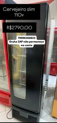 Cervejeiro vertical com expositor 
