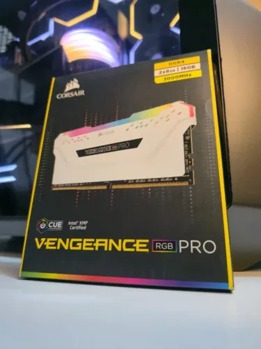 KIT 16GB CORSAIR VENGEANCE RGB PRO WHITE