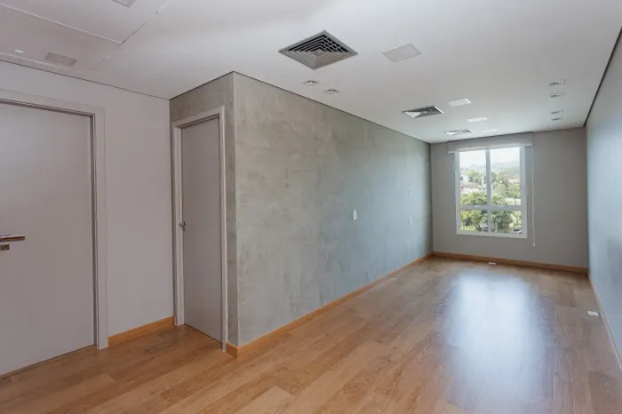 SALA COMERCIAL em Joinville - SC, Bom Retiro
