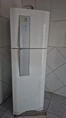 Geladeira eletrolux