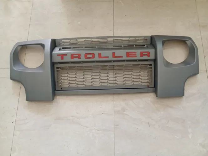 Grade frontal original Troller T4 2016 3.2