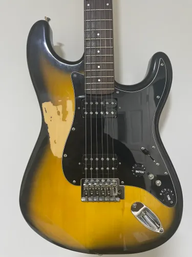 Guitarra stratocaster 2 humbuckers