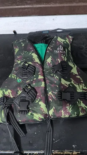Colete salva vidas, mar & Cia até 60 kilos
