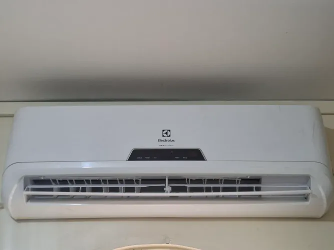 Ar condicionado Split Electrolux 12 mil btus