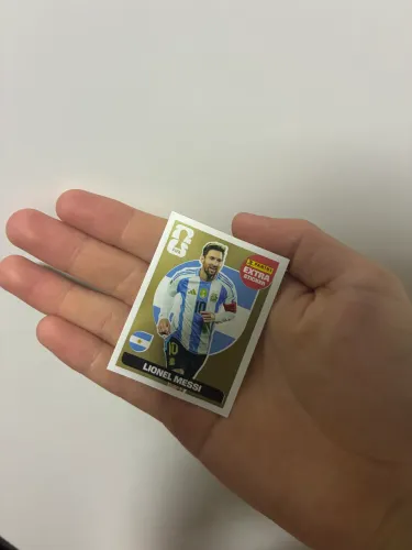 Messi extra sticker dourado