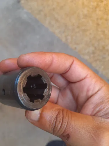 Conector de broca universal para perfurador stihll