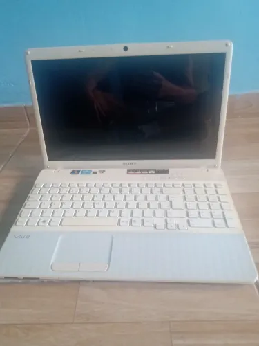 Notebooki3 vaio novinho